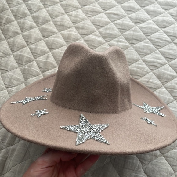 GB ORIGINAL!!The "Star" Cameron Wool Hat in Taupe Brand New - Picture 4 of 12